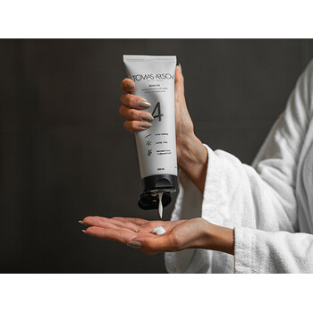 Bonfire Leave On Conditioner - Bezoplachový kondicionér
